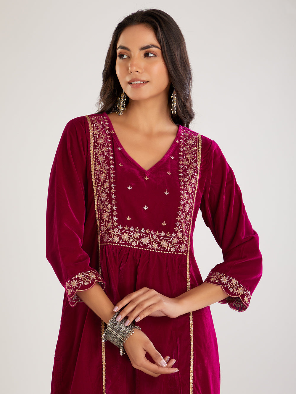 Fushica Embroidered Velvet Suit- Set of 3