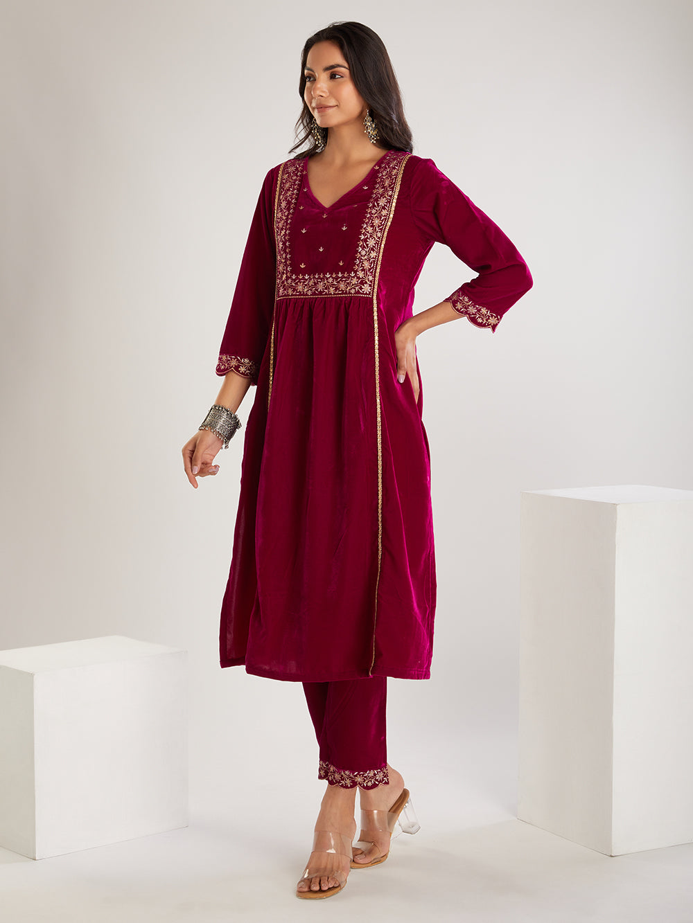 Fushica Embroidered Velvet Suit- Set of 3